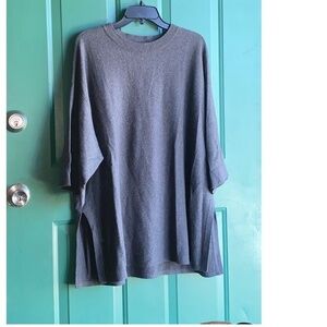 Eileen fisher size small adorable gray sweater